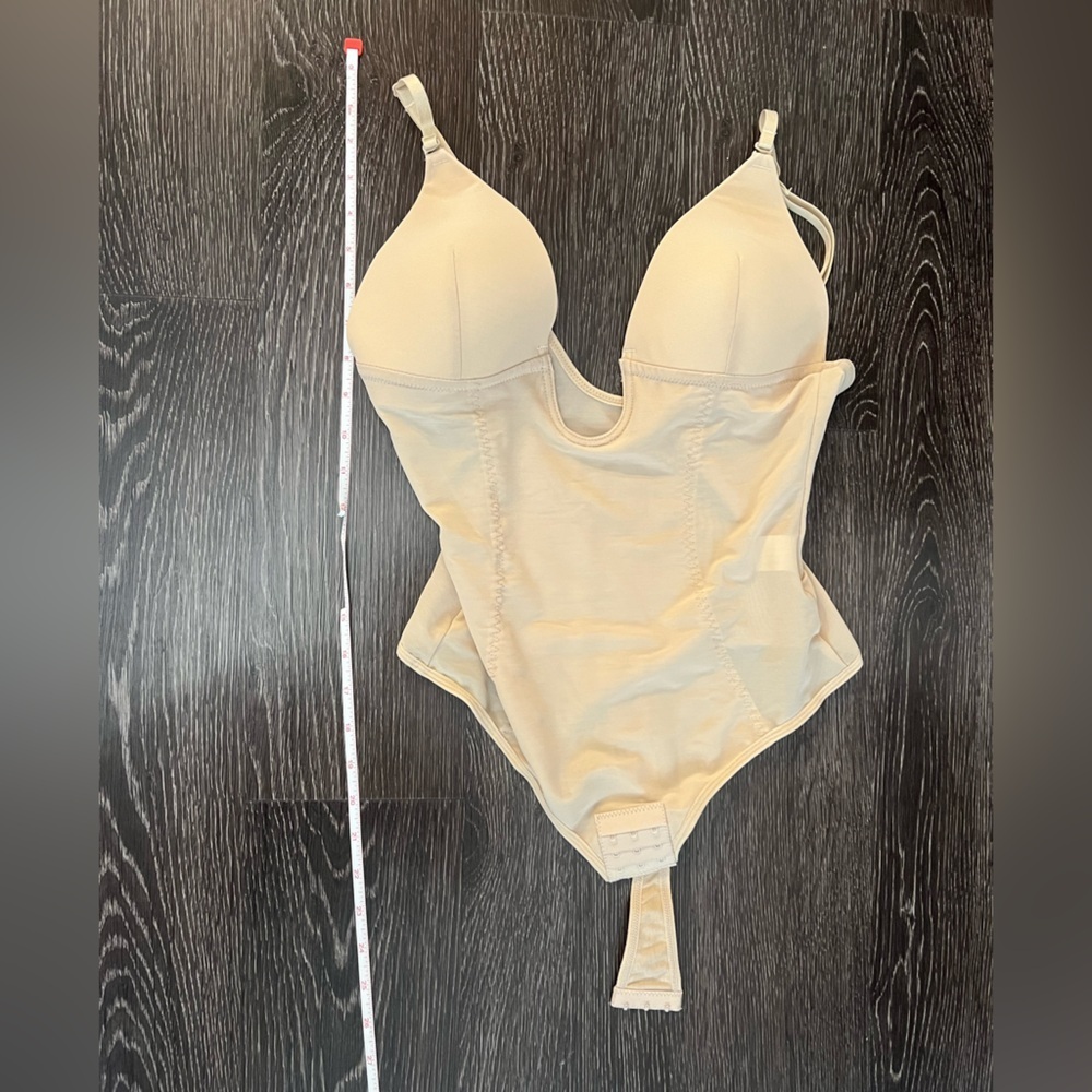 Seamless Nude Shaping Bodysuit - Women Intimates - Picture 4 of 6